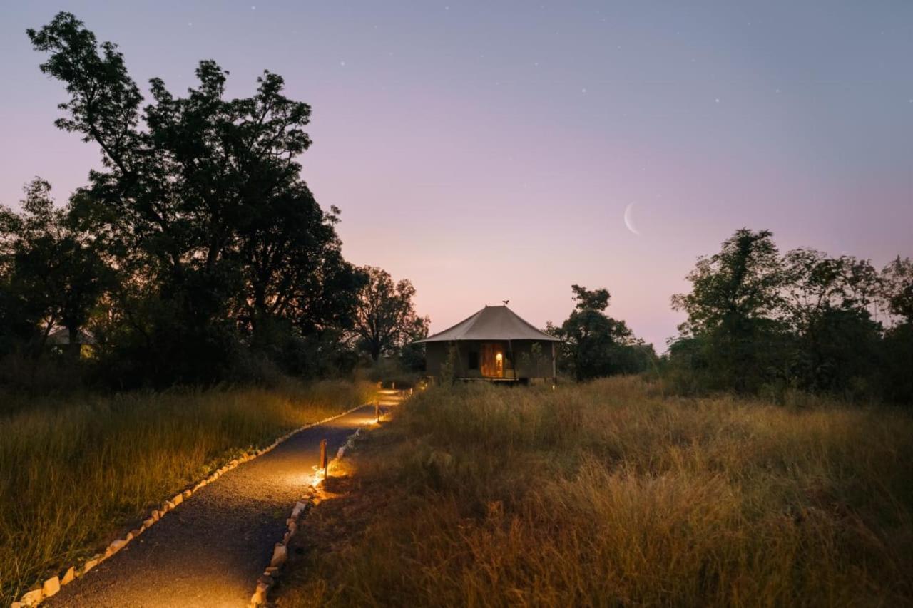 Trees N Tigers, Tadoba Hotel Kolāra Eksteriør billede
